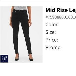 Mid rise black jeggings NWT